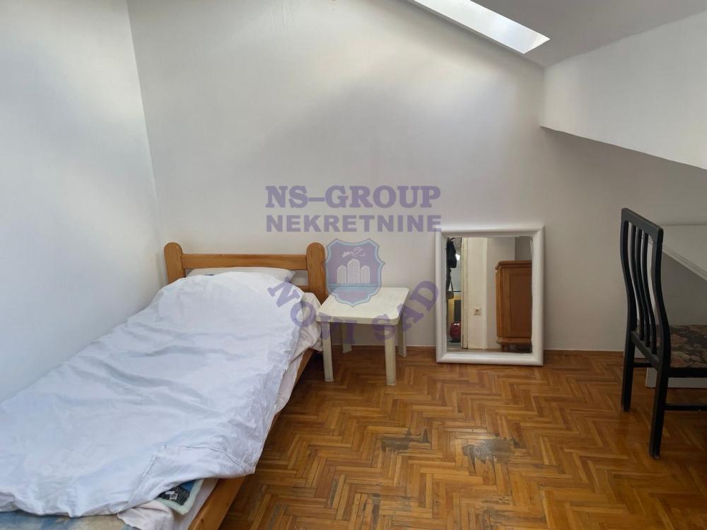 Slika 4 - Prodaje se odličan komforan dupleks u novogradnji na Bulevaru oslobođenja, Agencijska šifra : 529225