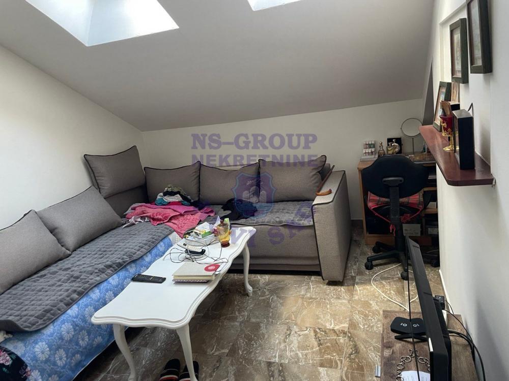 Slika 1 - Prodaje se odličan komforan dupleks u novogradnji na Bulevaru oslobođenja, Agencijska šifra : 529225