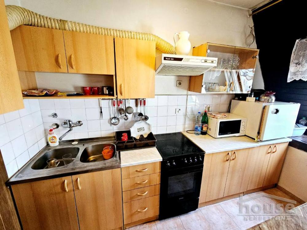 Slika 5 - Stan,NOVI SAD,NOVA DETELINARA,kv: 82.00, € 221450, ID: 1064121