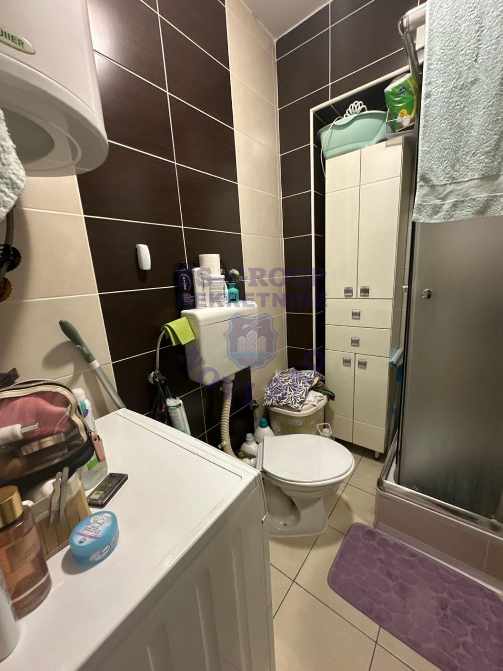 Slika 1 - Odličan stan na adicama 