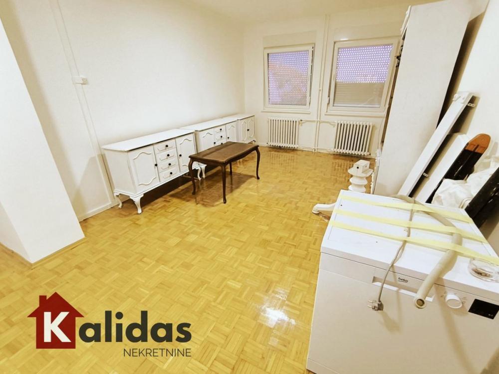 Slika 1 - Stan,NOVI SAD,SAJAM,kv: 65, € 154500, ID: 1008055