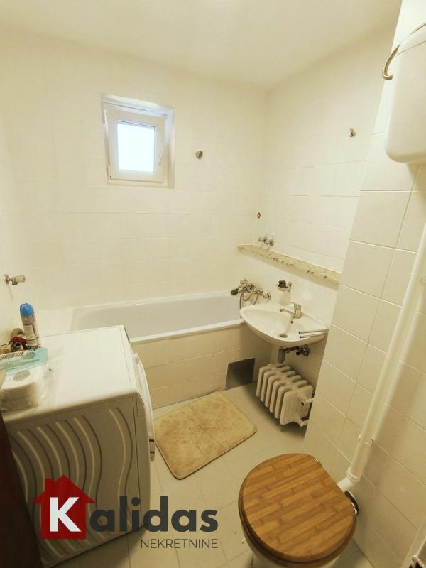 Slika 6 - Stan,NOVI SAD,SAJAM,kv: 65, € 154500, ID: 1008055