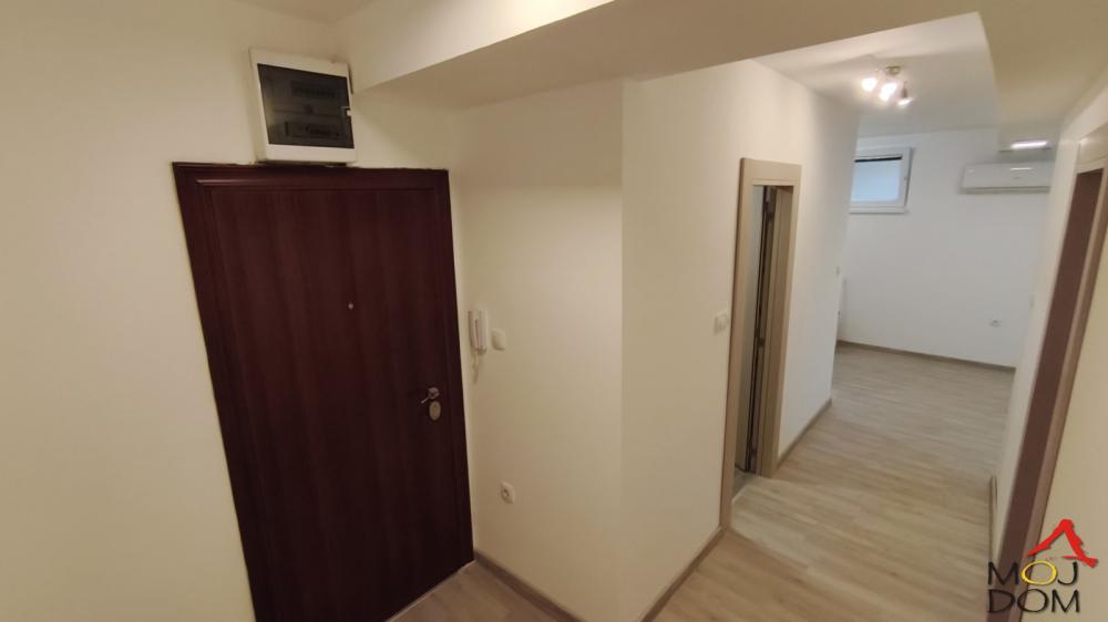 Slika 11 - Stan,NOVI SAD,BULEVAR EVROPE,kv: 37, € 59700, ID: 1031096