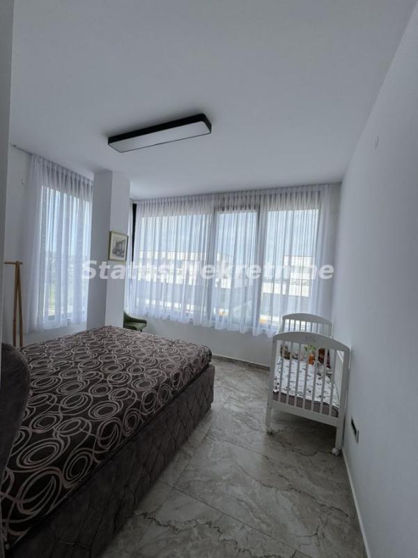 Slika 5 - HITNO-Extra - Stan  sa pogledom na Dunav