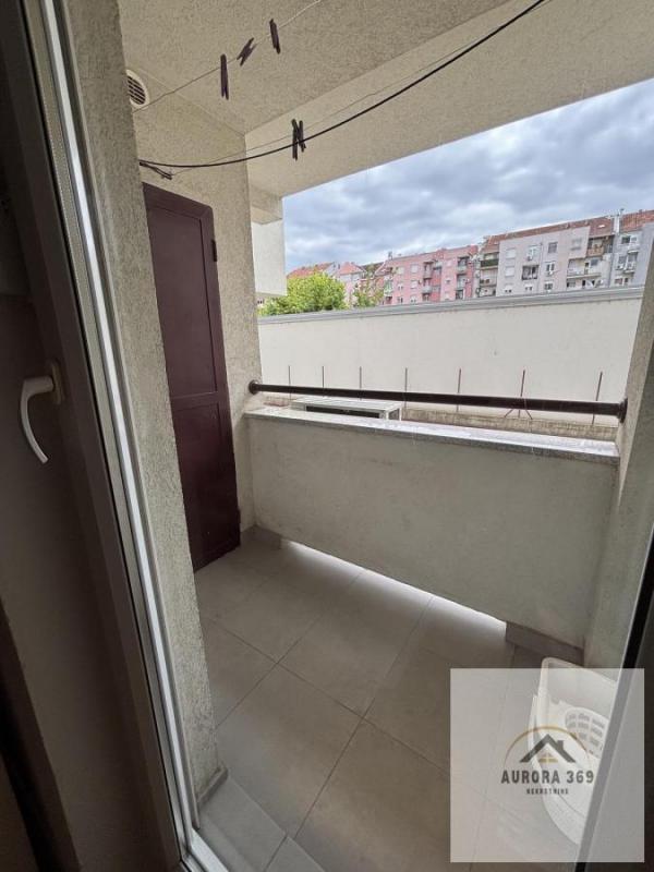 Slika 7 - PRODAJE SE JEDNOIPOSOBAN STAN U NOVOM SADU- NOVA DETELINARA