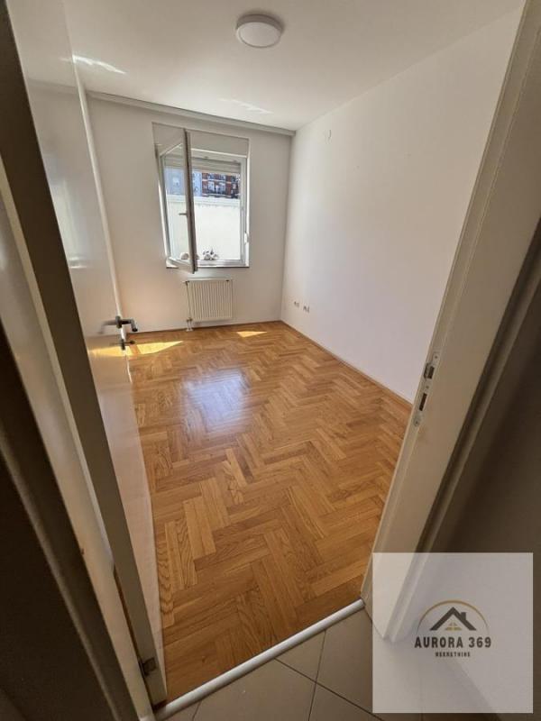 Slika 5 - PRODAJE SE JEDNOIPOSOBAN STAN U NOVOM SADU- NOVA DETELINARA