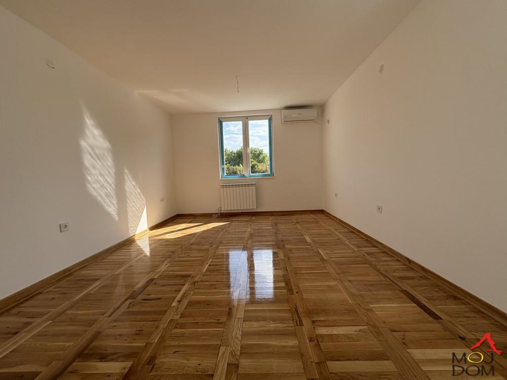 Slika 5 - Stan,NOVI SAD,TELEP,kv: 29, € 73200, ID: 1031103