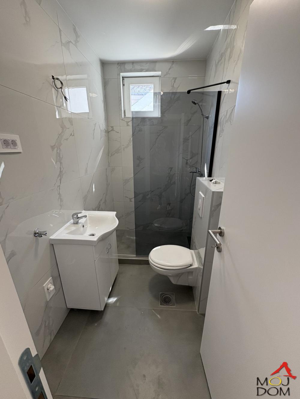 Slika 9 - Stan,NOVI SAD,TELEP,kv: 29, € 73200, ID: 1031103