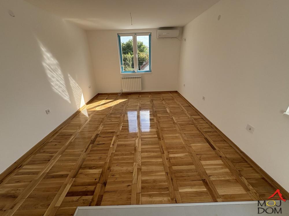 Slika 7 - Stan,NOVI SAD,TELEP,kv: 29, € 73200, ID: 1031103