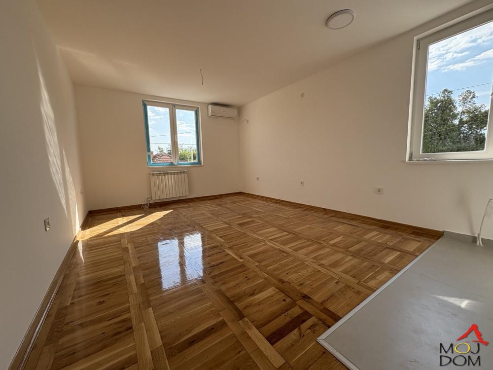 Slika 2 - Stan,NOVI SAD,TELEP,kv: 29, € 73200, ID: 1031103