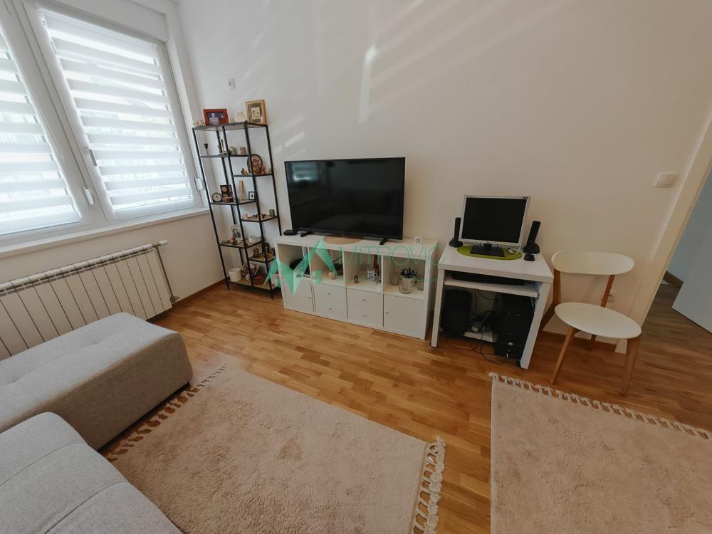 Slika 4 - Telep, 42m2. Nov dvosoban stan sa nameštajem! 