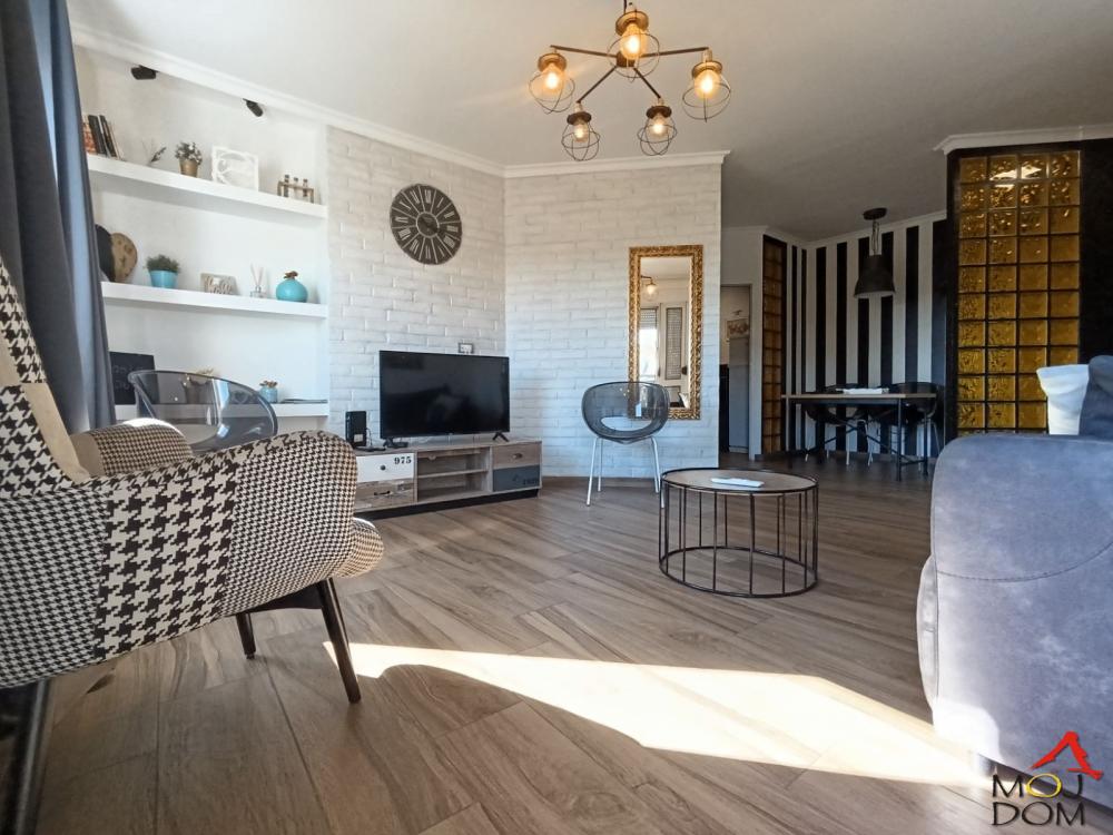 Slika 3 - Stan,NOVI SAD,SOCIJALNO,kv: 50, € 154500, ID: 1030921