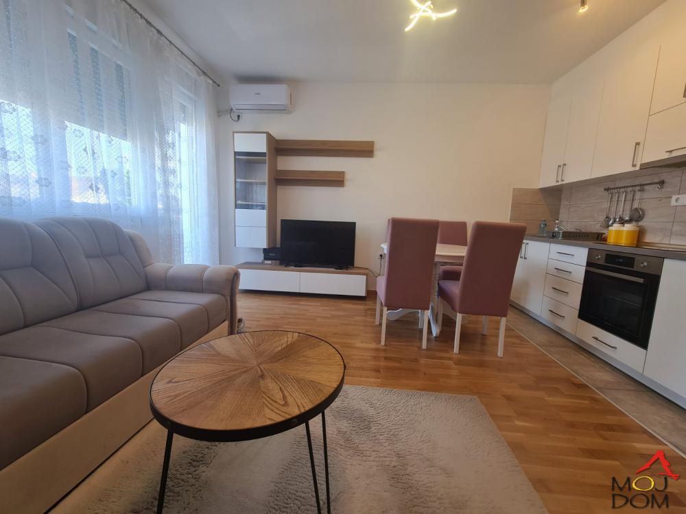 Slika 1 - Stan,NOVI SAD,ADICE,kv: 42, € 96900, ID: 1031091