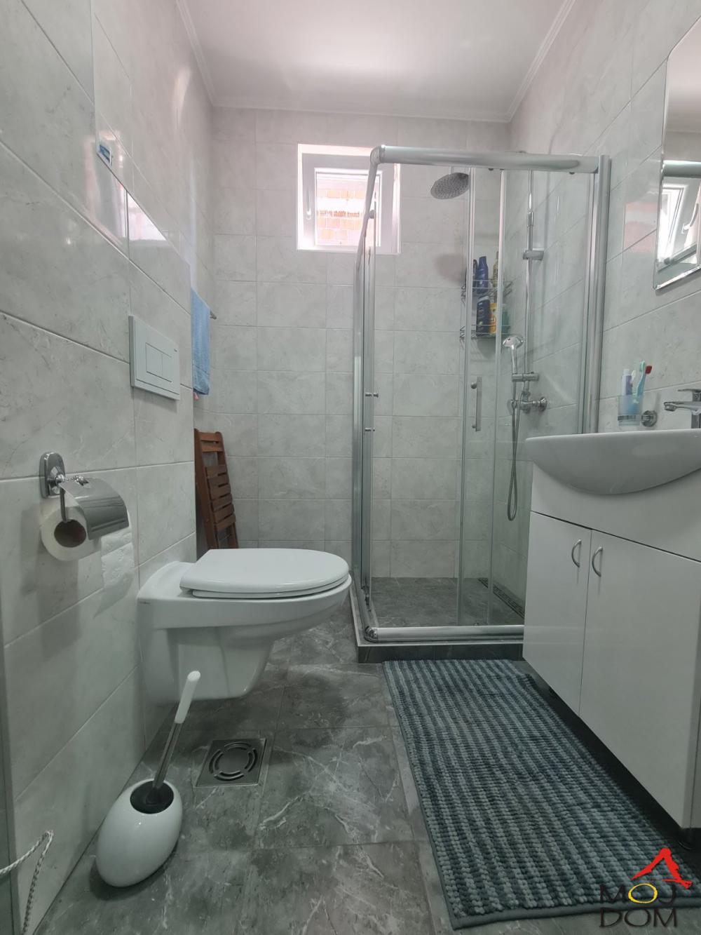 Slika 10 - Stan,NOVI SAD,ADICE,kv: 42, € 96900, ID: 1031091