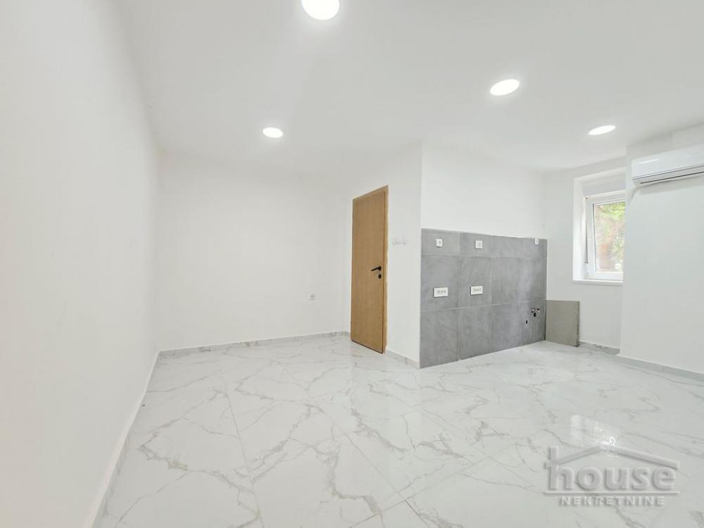 Glavna slika -Stan,NOVI SAD,CENTAR,kv: 27.00, € 85000, ID: 1064444