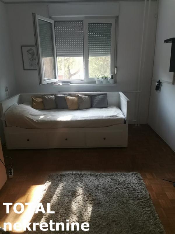 Slika 2 - Stan,NOVI SAD,DETELINARA,kv: 47.00, € 120000, ID: 1100949