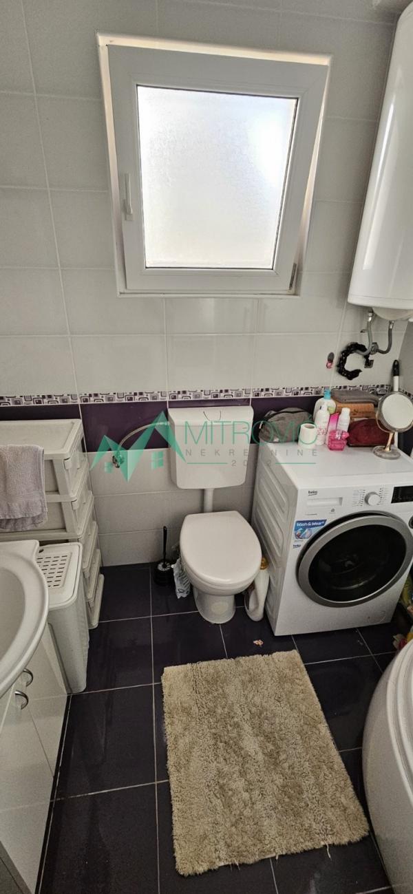 Slika 11 - Adice-Telep, Novi Sad - jedinstvena garsonjera sa parking mestom  