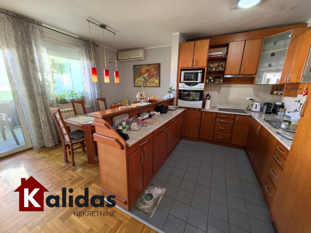 Slika 5 - Stan,NOVI SAD,NOVA DETELINARA,kv: 107, € 288400, ID: 1008094