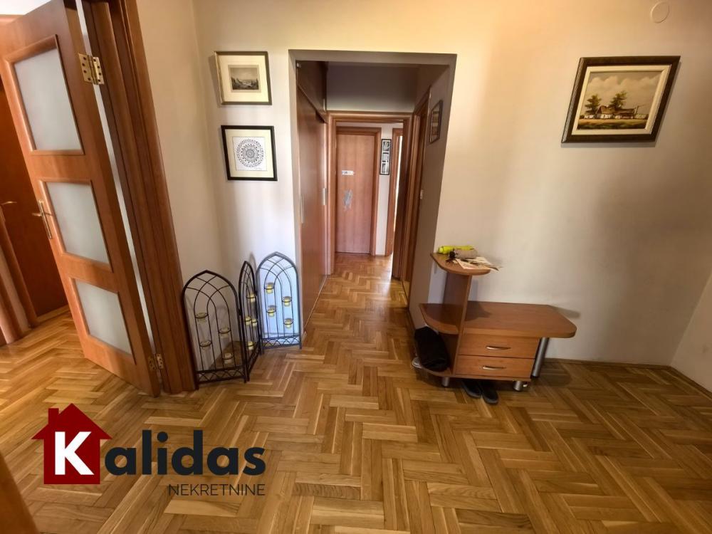 Slika 11 - Stan,NOVI SAD,NOVA DETELINARA,kv: 107, € 288400, ID: 1008094