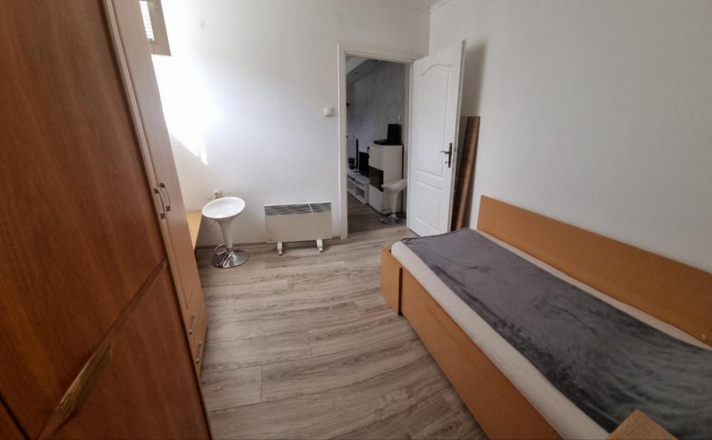 Slika 7 - Jednoiposoban stan u Slovačkoj ulici