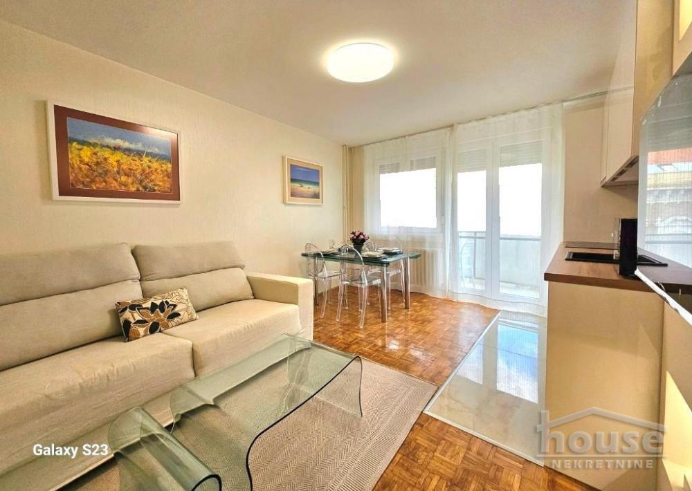 Glavna slika -Stan,NOVI SAD,CENTAR,kv: 56.00, € 170000, ID: 1064452