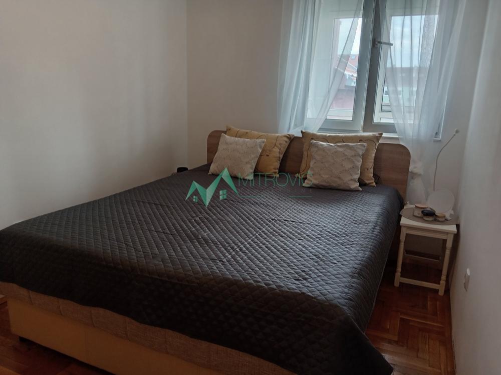 Slika 6 - Jednoiposoban, 39m2, Socijalno Novi Sad, sa terasom, sa parkingom