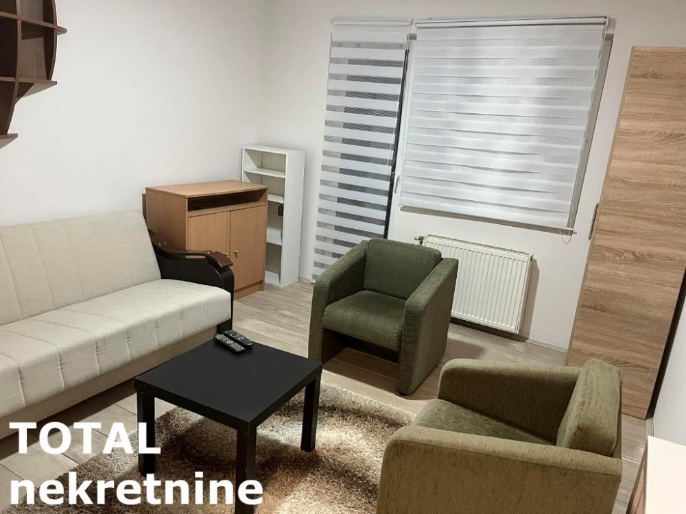 Glavna slika -Stan,NOVI SAD,BULEVAR,kv: 28.00, € 115000, ID: 1101296