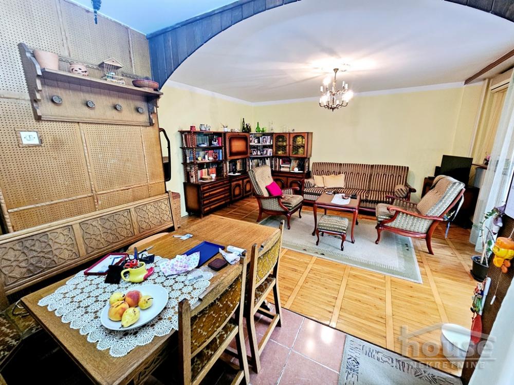 Slika 3 - Stan,NOVI SAD,LIMAN 3,kv: 67.00, € 180000, ID: 1063638