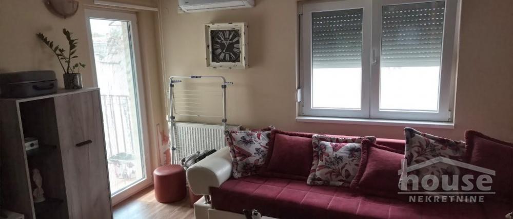 Slika 3 - Stan,NOVI SAD,CENTAR,kv: 52.00, € 130000, ID: 1064441