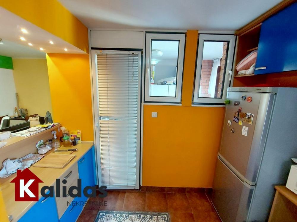 Slika 8 - Stan,NOVI SAD,BULEVAR,kv: 84, € 257500, ID: 1008106