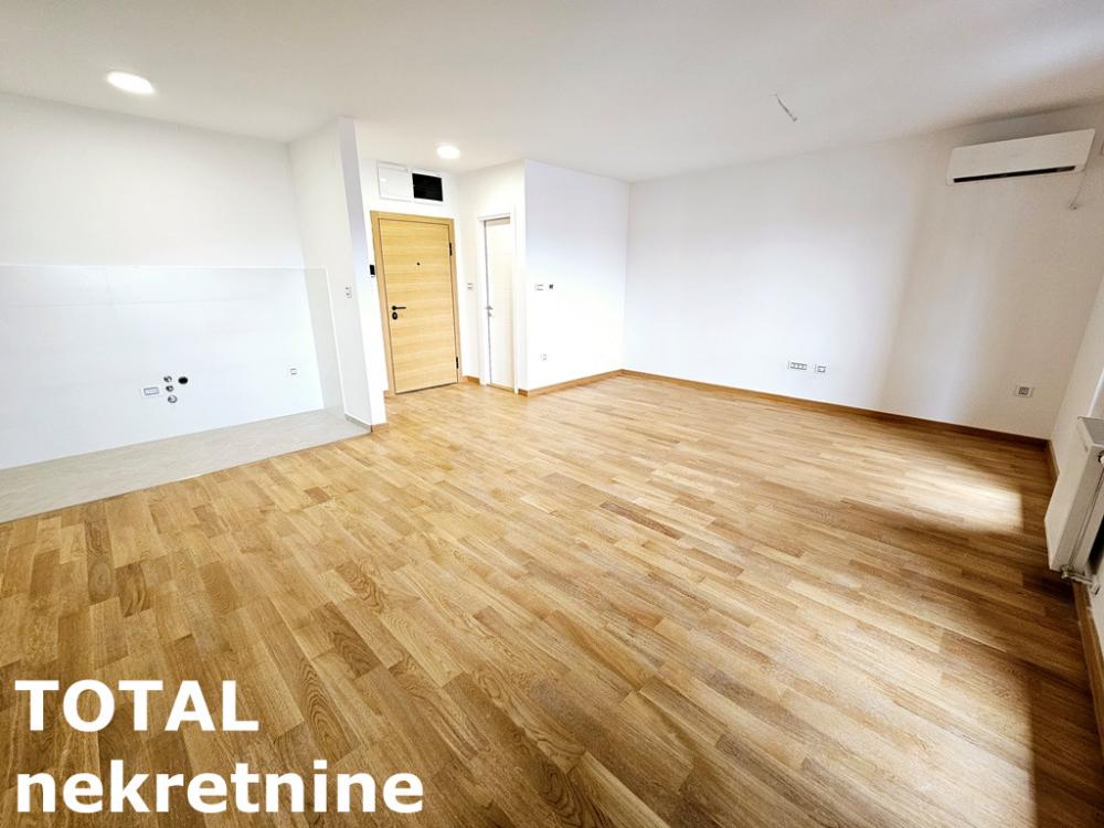 Slika 2 - Stan,NOVI SAD,PODBARA,kv: 105.00, € 273000, ID: 1101305