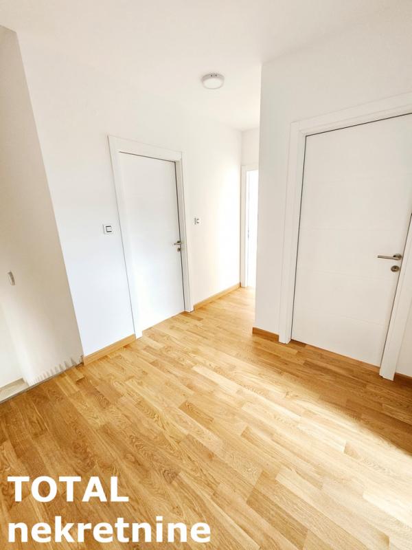 Slika 4 - Stan,NOVI SAD,PODBARA,kv: 105.00, € 273000, ID: 1101305