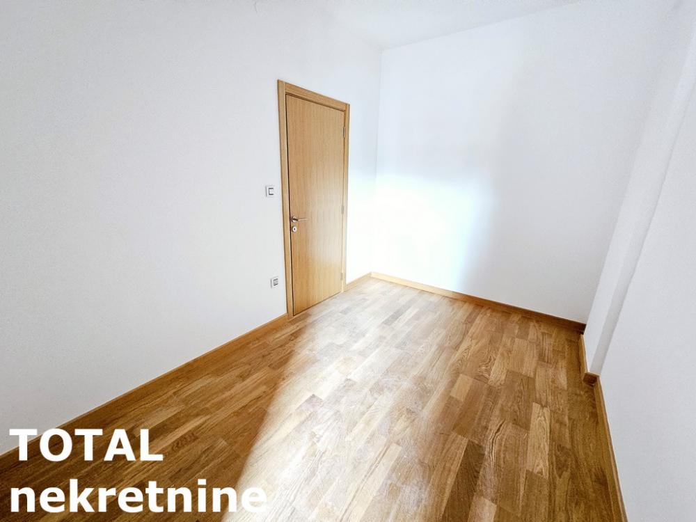 Slika 8 - Stan,NOVI SAD,PODBARA,kv: 98.00, € 264600, ID: 1101303