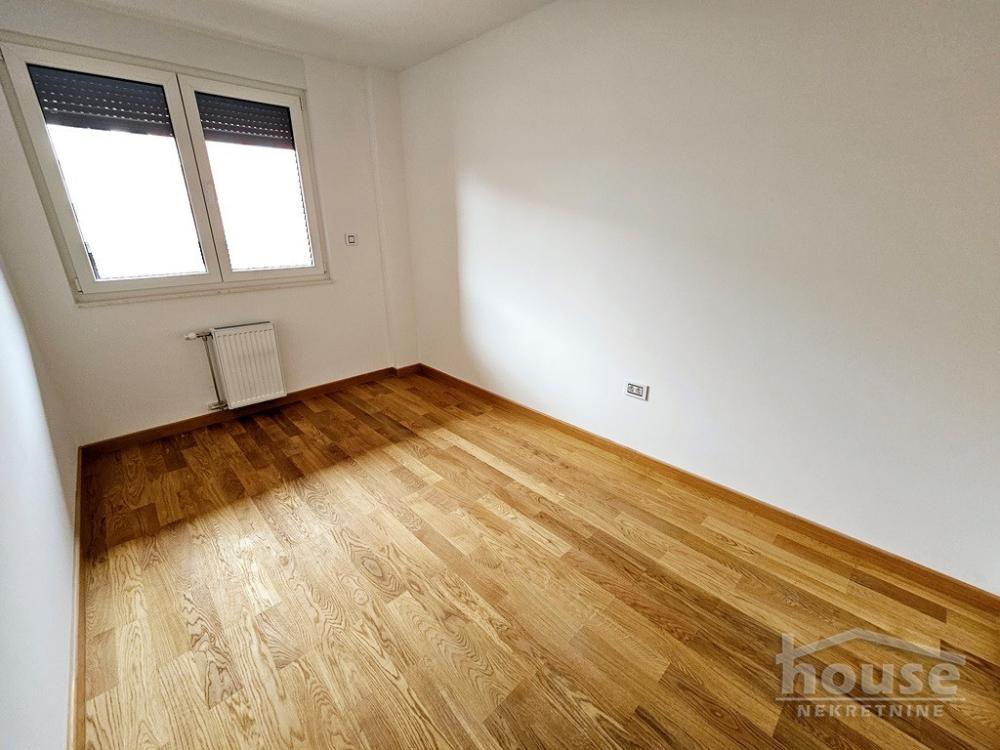 Slika 7 - Stan,NOVI SAD,PODBARA,kv: 72.00, € 208800, ID: 1064458