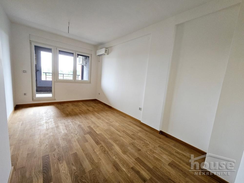 Slika 1 - Stan,NOVI SAD,PODBARA,kv: 98.00, € 264600, ID: 1064455