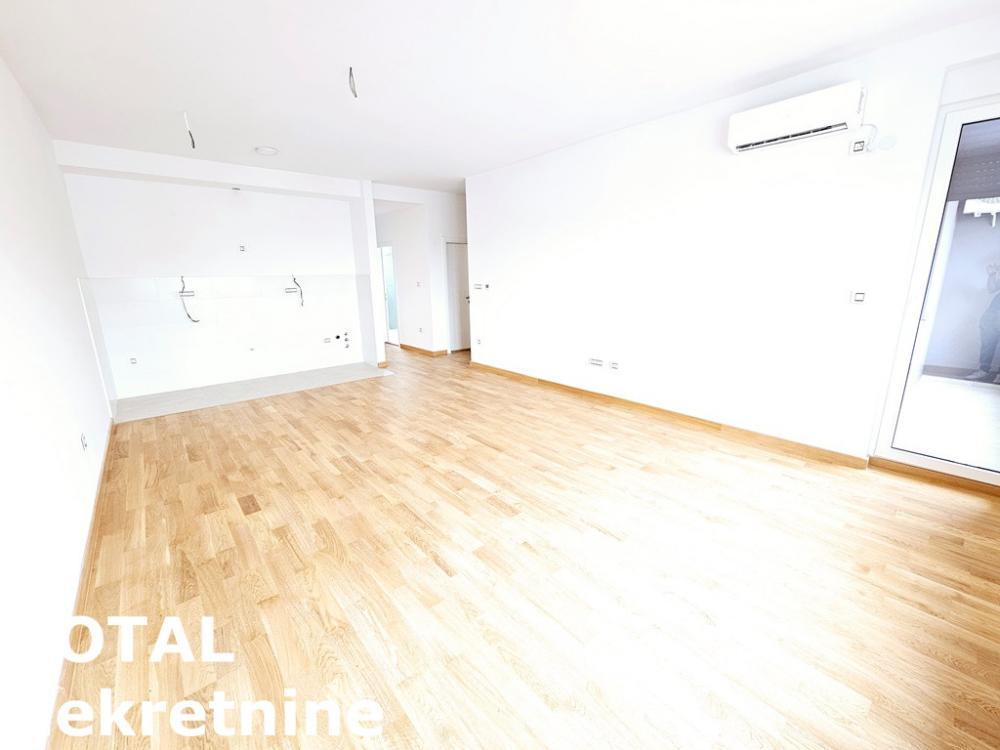 Glavna slika -Stan,NOVI SAD,PODBARA,kv: 110.00, € 286000, ID: 1101304