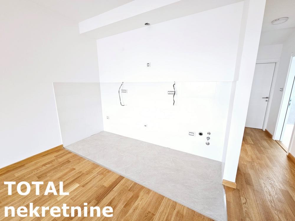 Slika 3 - Stan,NOVI SAD,PODBARA,kv: 110.00, € 286000, ID: 1101304