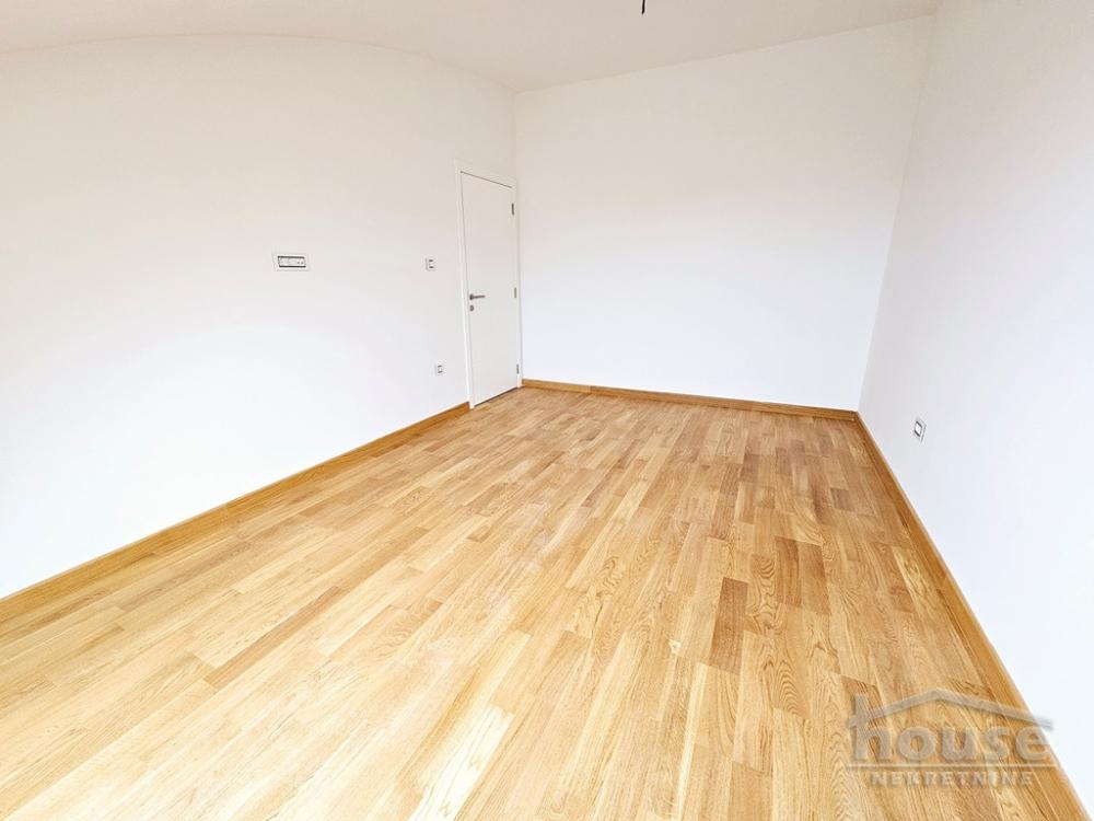 Slika 7 - Stan,NOVI SAD,PODBARA,kv: 110.00, € 286000, ID: 1064456