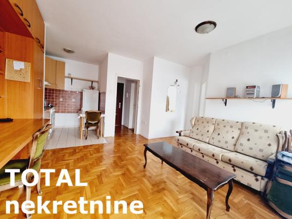 Slika 2 - Stan,NOVI SAD,BULEVAR EVROPE,kv: 38.00, € 116000, ID: 1101242