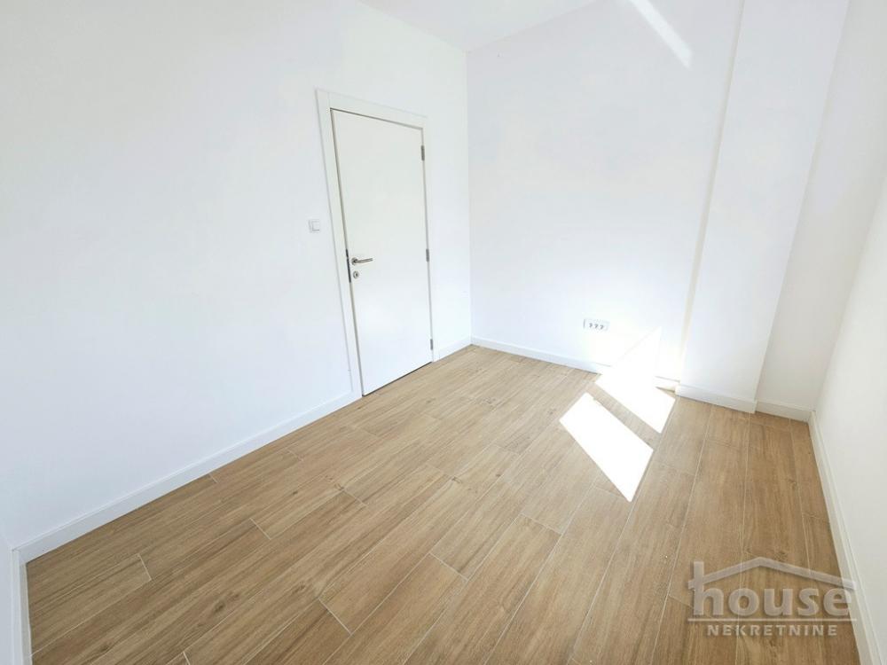 Slika 10 - Stan,PETROVARADIN,KARAGACA,kv: 72.00, € 155740, ID: 1063884