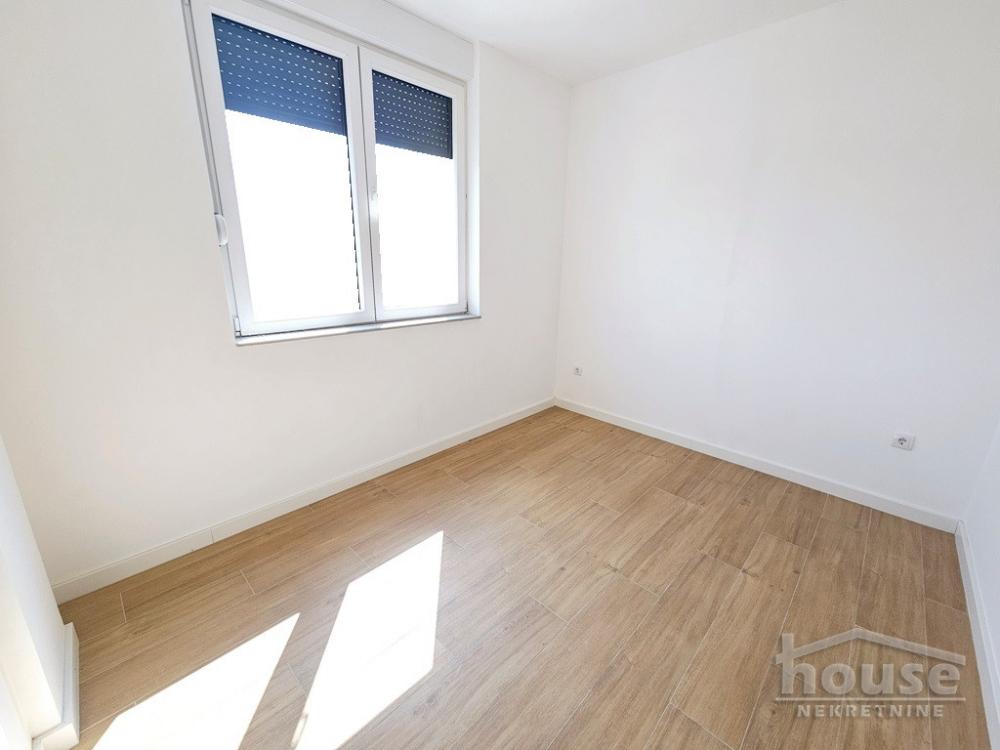 Slika 9 - Stan,PETROVARADIN,KARAGACA,kv: 72.00, € 155740, ID: 1063884