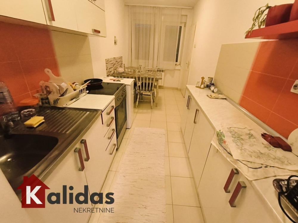 Slika 5 - Stan,NOVI SAD,ŽELEZNIČKA STANICA,kv: 54, € 135000, ID: 1008125