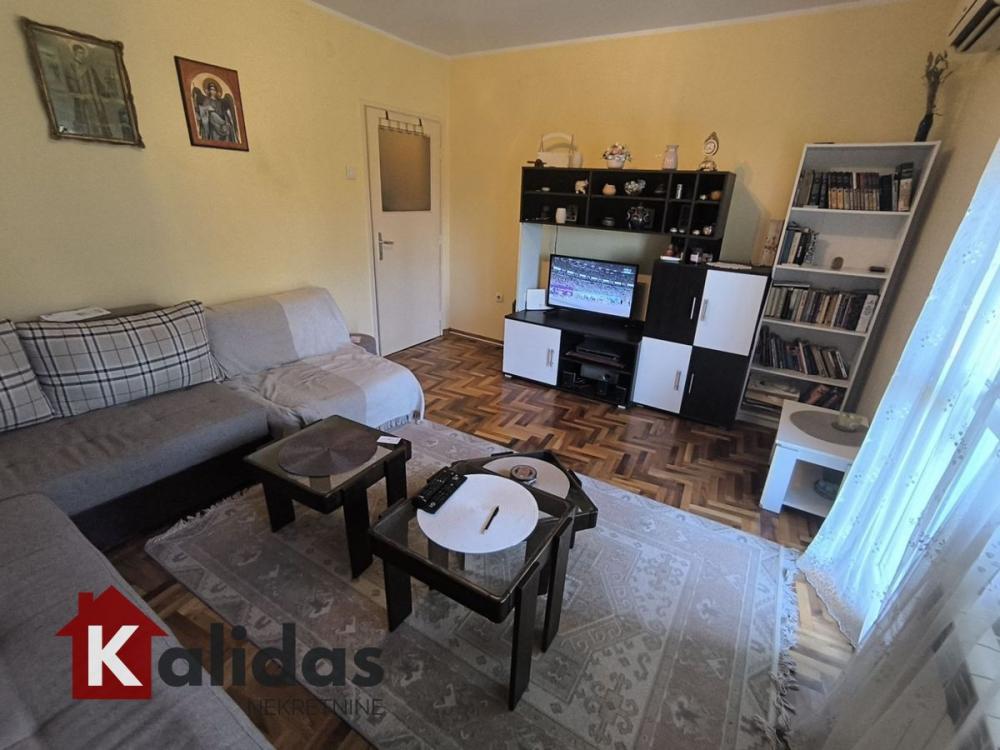 Slika 1 - Stan,NOVI SAD,ŽELEZNIČKA STANICA,kv: 54, € 135000, ID: 1008125