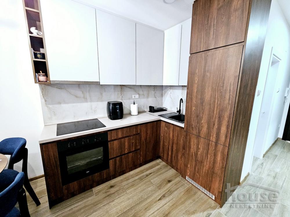 Slika 4 - Stan,NOVI SAD,ADICE,kv: 53.00, € 139050, ID: 1064470