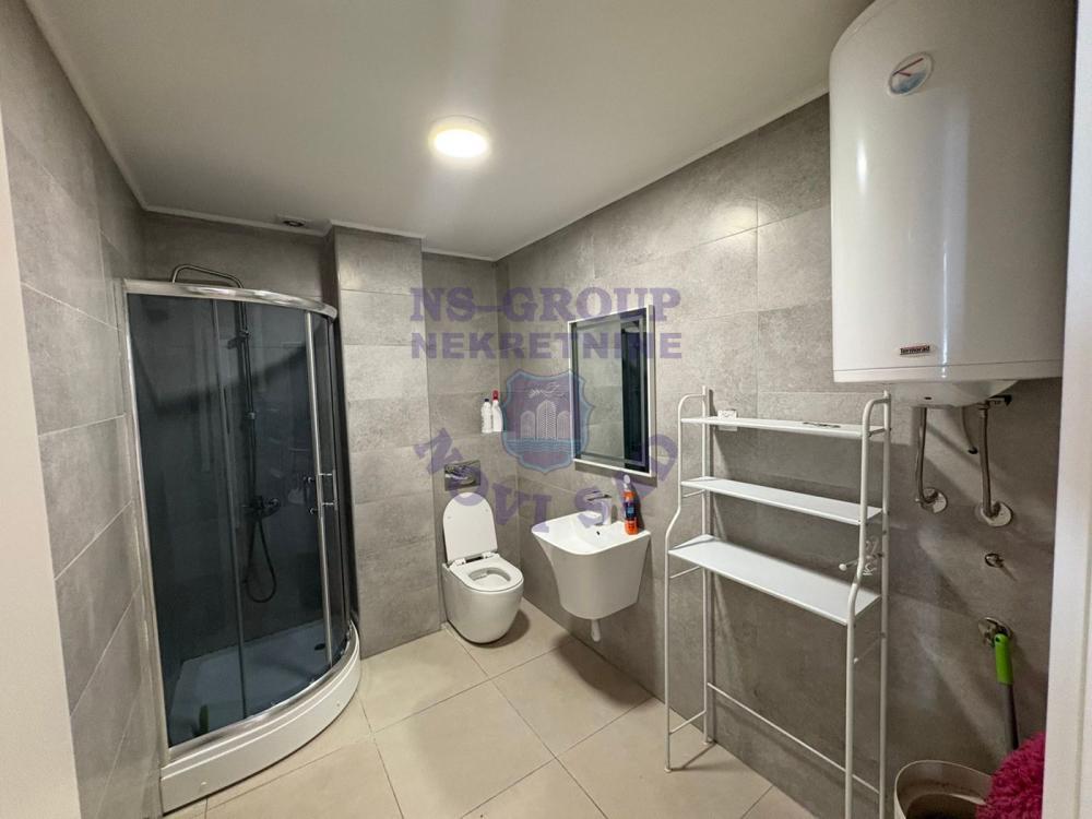 Slika 9 - Stan u Telepskoj Dolini, bez ulaganja! Parking mesto ispred zgrade!