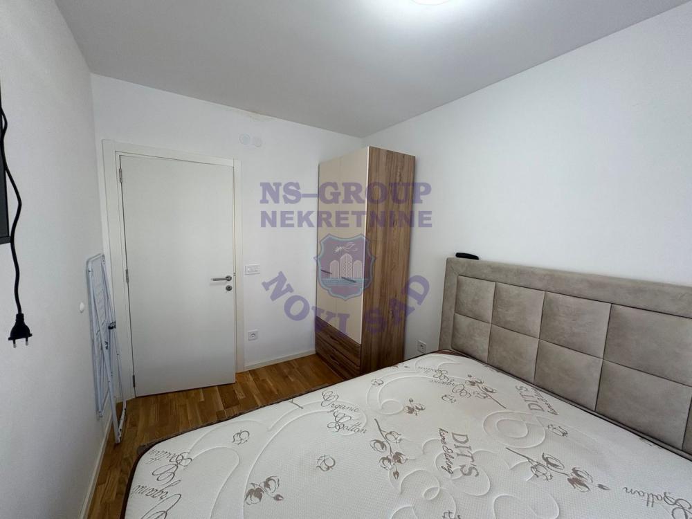 Slika 7 - FANTASTIČAN! Dvosoban stan u Park Novom,namešten ! (VIDEO NA SAJTU)