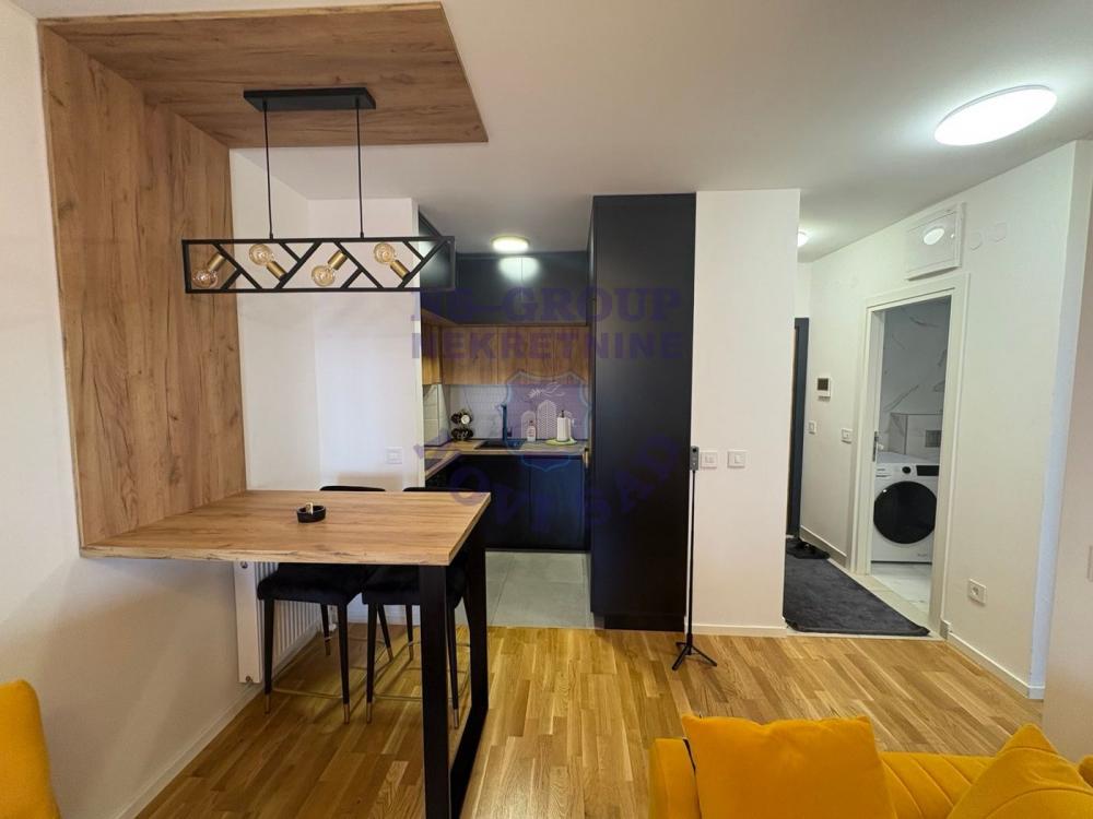 Slika 1 - FANTASTIČAN! Dvosoban stan u Park Novom,namešten ! (VIDEO NA SAJTU)