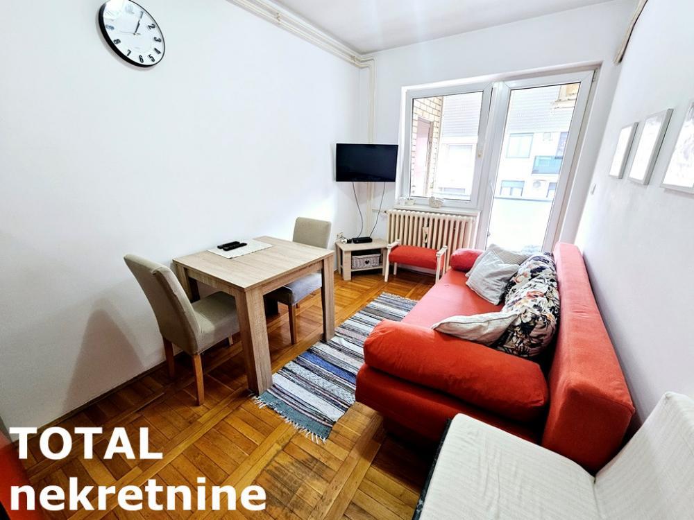 Glavna slika -Stan,NOVI SAD,SOCIJALNO,kv: 38.00, € 100000, ID: 1101314