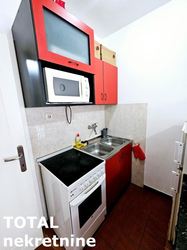 Slika 10 - Stan,NOVI SAD,SOCIJALNO,kv: 38.00, € 100000, ID: 1101314