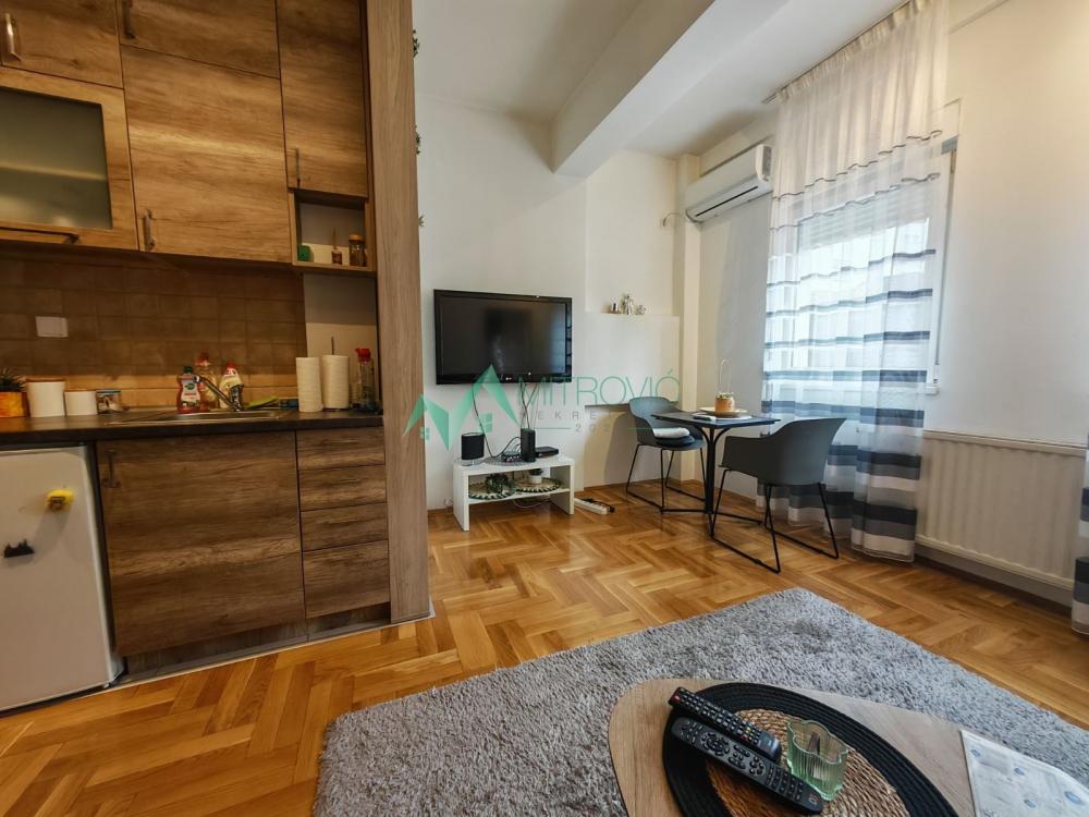 Slika 2 - Podbara, 37m2. Prelep jednoiposoban namešten stan. 